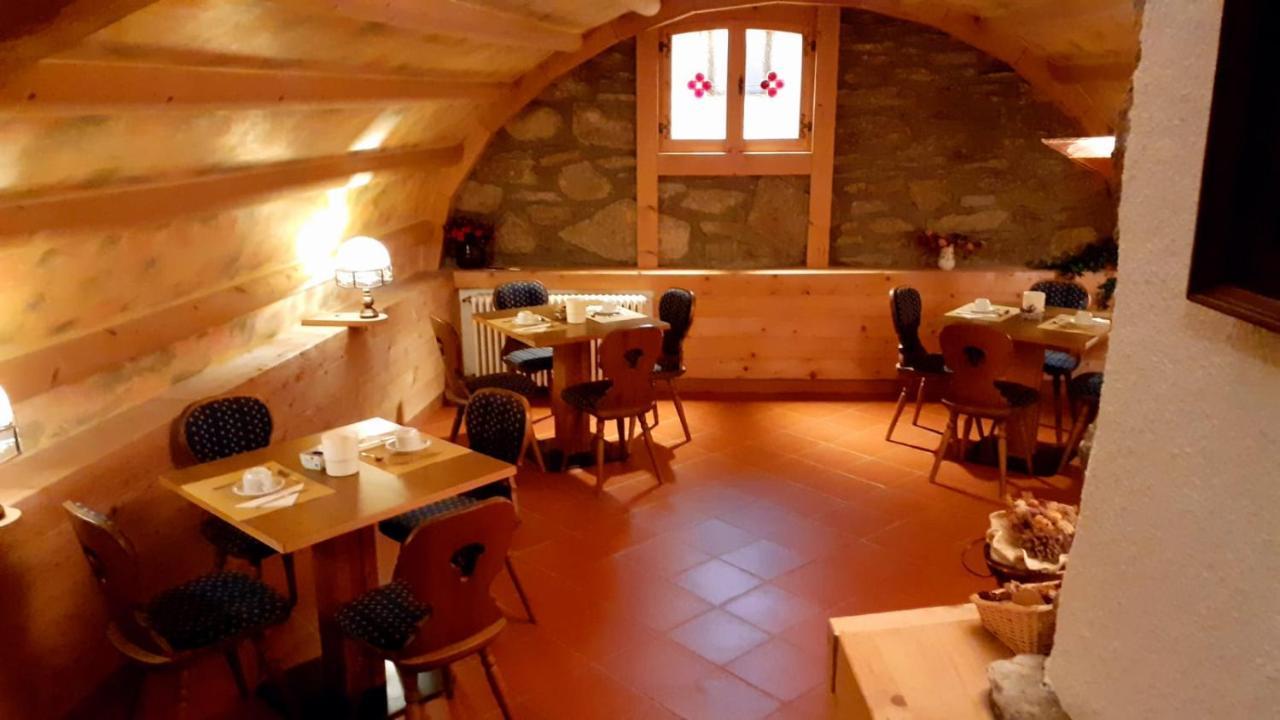 Hotel Ottoz Meuble 쿠르마예 외부 사진